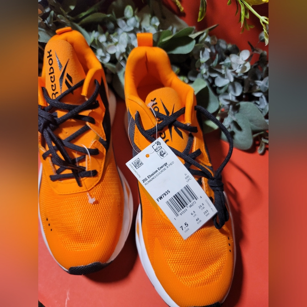 Bright Orange Mens Reeboks Zig Elusion Energy 7.5